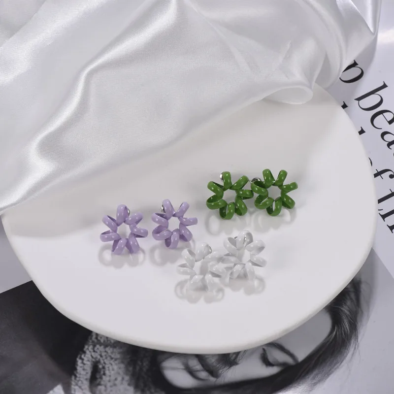 Candy-Colored Earrings Women's European and American Hoop Earrings Niche Design Temperament Earrings Candy-Colored Earrings
Candy-Colored Earrings Women's European and American Hoop Earrings Niche Design Temperament Earrings Candy-Colored Earrings