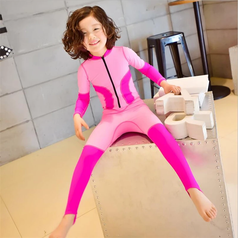 Kids swimming costume swimwear 2022 long sleeve children UV swimsuit boys/girls one piece beach bathing suit 5-15 years
Kids swimming costume swimwear 2022 long sleeve children UV swimsuit boys/girls one piece beach bathing suit 5-15 years