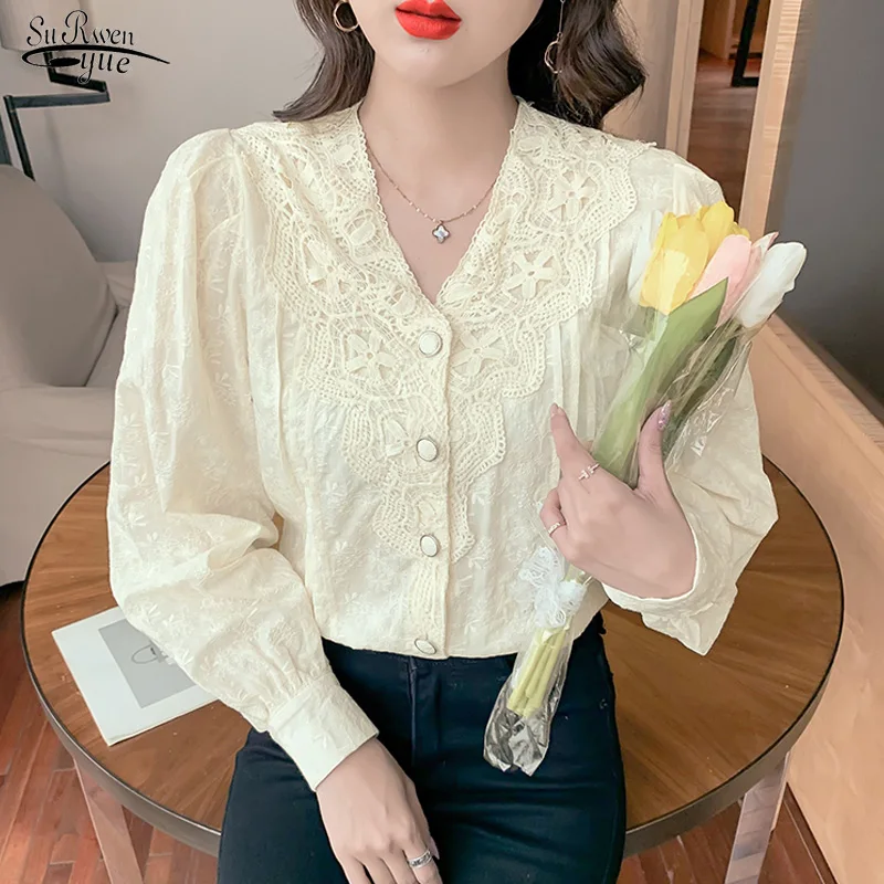 2021 Autumn Long Sleeve Tops Lace Shirt Women Blouse Fashion 3D Embroidered Floral Splice Lace V-neck Shirt Elegant Blusas 17390
2021 Autumn Long Sleeve Tops Lace Shirt Women Blouse Fashion 3D Embroidered Floral Splice Lace V-neck Shirt Elegant Blusas 17390