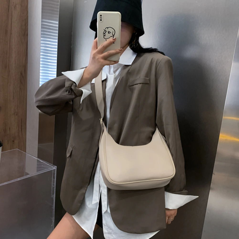 2020 Summer Fashion Women Bags Simple Female Crescent Shape Crossbody Shoulder Bag Pure Color Messenger Handbag
2020 Summer Fashion Women Bags Simple Female Crescent Shape Crossbody Shoulder Bag Pure Color Messenger Handbag