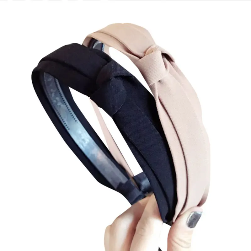 Women Solid Color Head Hoop Double Side Knotted Hairband Non-Slip Hair Hoop With Toothed Lady Wide Headband Hair Accessories
Women Solid Color Head Hoop Double Side Knotted Hairband Non-Slip Hair Hoop With Toothed Lady Wide Headband Hair Accessories