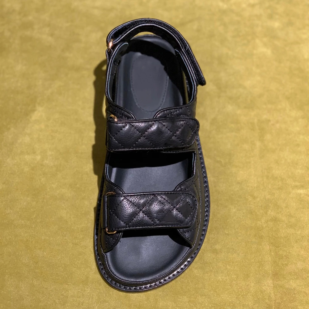Sweeheart 2020 new leather women's sandals fashion Velcro sandals top leather women's sandals Beach women's sandals 35-41
Sweeheart 2020 new leather women's sandals fashion Velcro sandals top leather women's sandals Beach women's sandals 35-41
