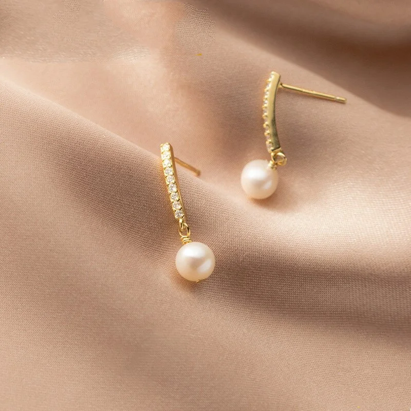 A00435 Real 925 Sterling Silver Sweet Korean Natural Baroque Pearl Charming Small Earrings for Women Wedding Engagement
A00435 Real 925 Sterling Silver Sweet Korean Natural Baroque Pearl Charming Small Earrings for Women Wedding Engagement