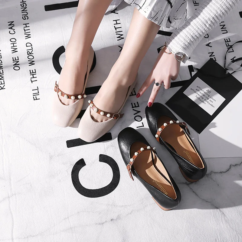 Over Size 34-43 Wooden Heels Pearl Mary Janes Shoes Women Buckle Belt Square Toe Pumps Beads Rivets Med High Heels Grandma Shoes
Over Size 34-43 Wooden Heels Pearl Mary Janes Shoes Women Buckle Belt Square Toe Pumps Beads Rivets Med High Heels Grandma Shoes