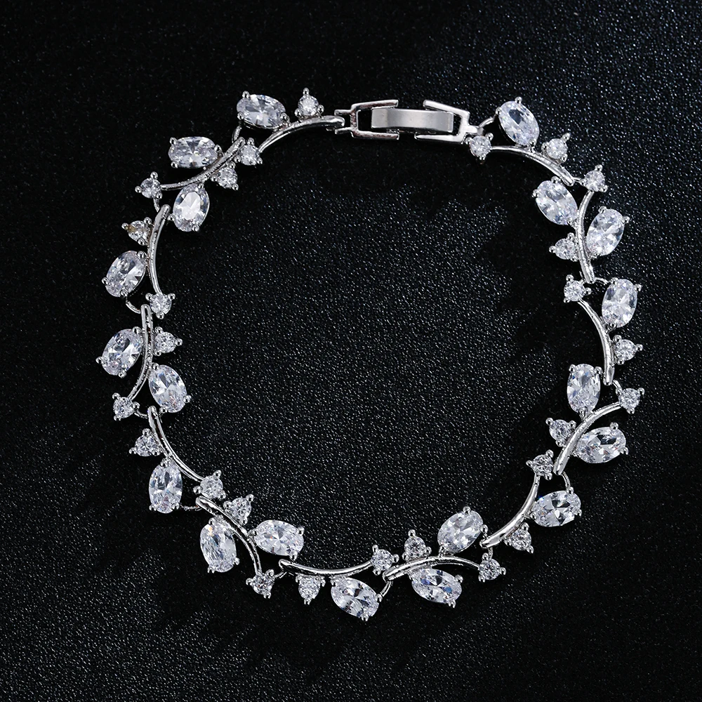 Emmaya New Arrival Elegant Branch Shape Design Bracelet For Women&Girls Bridal Engagement Party Ingenious Cubic Zircon Dress-Up 
Emmaya New Arrival Elegant Branch Shape Design Bracelet For Women&Girls Bridal Engagement Party Ingenious Cubic Zircon Dress-Up