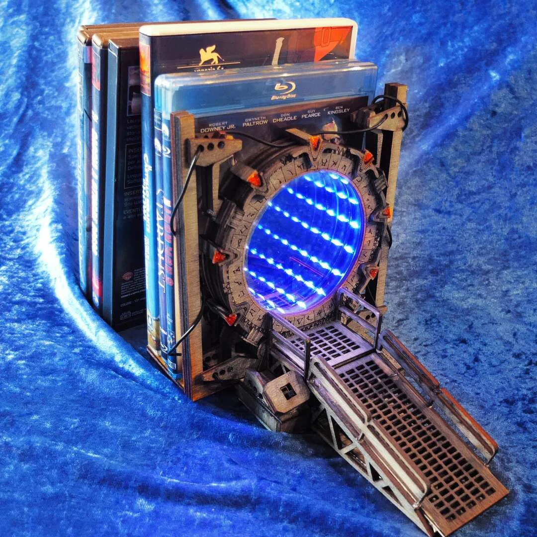 Независимая станция Galaxy Gate Bookend, новый файл для книг Galaxy Door, креативный пересечение границ, просто посещение, украшение для книг
Независимая станция Galaxy Gate Bookend, новый файл для книг Galaxy Door, креативный пересечение границ, просто посещение, украшение для книг