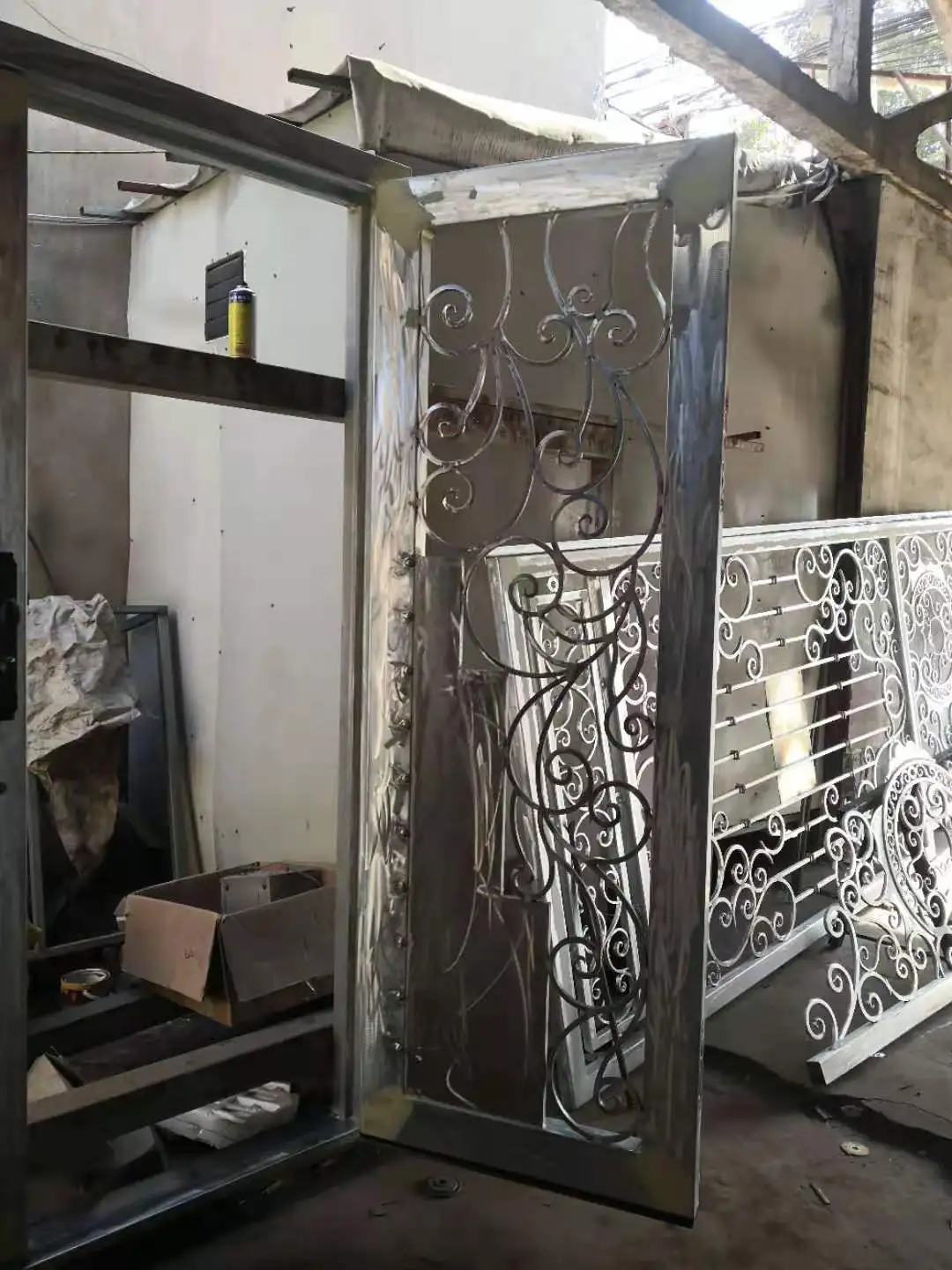 Hot Sale Wrought Iron Front Entry Doors EXW Shanghai Factory Price Shipping Cost Extra Hc-id66
Hot Sale Wrought Iron Front Entry Doors EXW Shanghai Factory Price Shipping Cost Extra Hc-id66