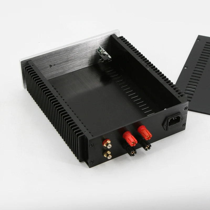 2307 power amplifier chassis, heat dissipation on both sides, all aluminum alloy 226.5 height 70 depth 271mm 
2307 power amplifier chassis, heat dissipation on both sides, all aluminum alloy 226.5 height 70 depth 271mm