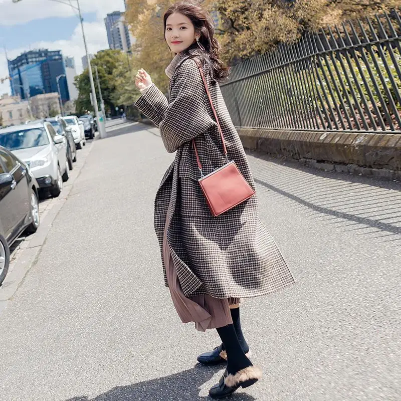 Woolen Coat Women Mid-length New Houndstooth Coat Women Autumn and Winter
Woolen Coat Women Mid-length New Houndstooth Coat Women Autumn and Winter