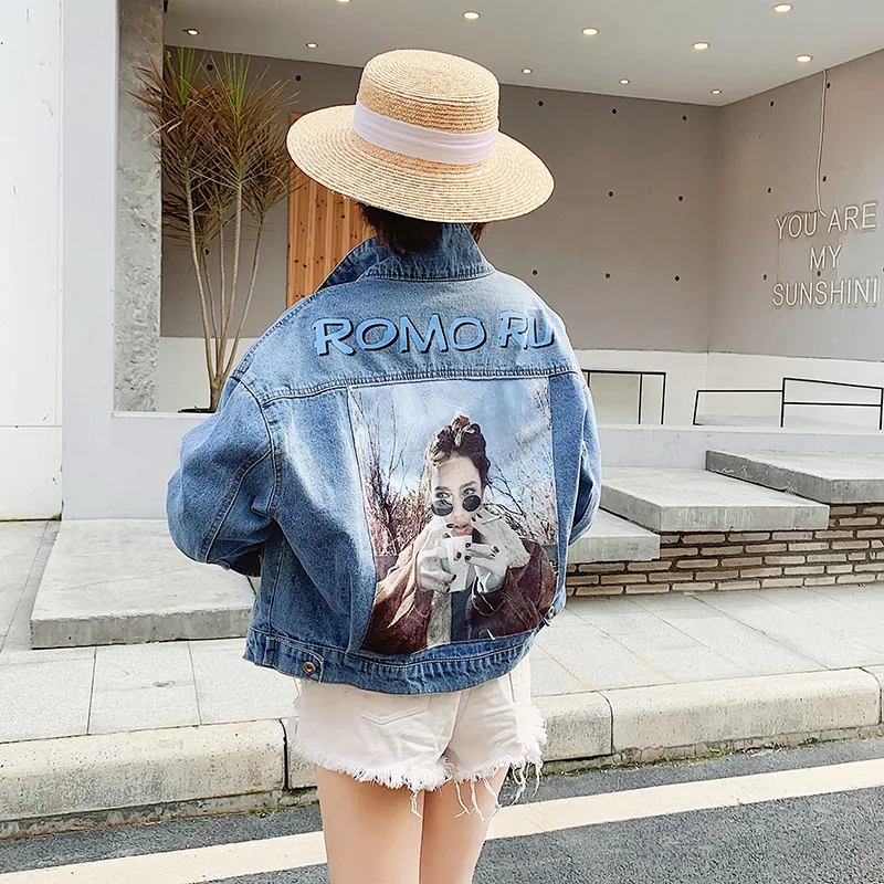 Denim Jacket Women 2020 Autumn New Fashion Female Long Sleeve Single Breasted Print Letter Loose Outerwear Denim Coats Jacket
Denim Jacket Women 2020 Autumn New Fashion Female Long Sleeve Single Breasted Print Letter Loose Outerwear Denim Coats Jacket