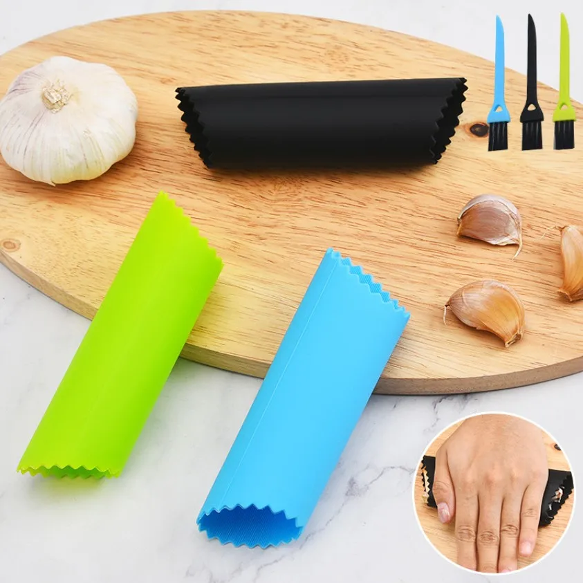 Stainless Steel Garlic Press with Handle Rocker Garlic Crusher Squeezer with Silicone Tube Peeler and Clean Brush Kitchen Gadget
Stainless Steel Garlic Press with Handle Rocker Garlic Crusher Squeezer with Silicone Tube Peeler and Clean Brush Kitchen Gadget