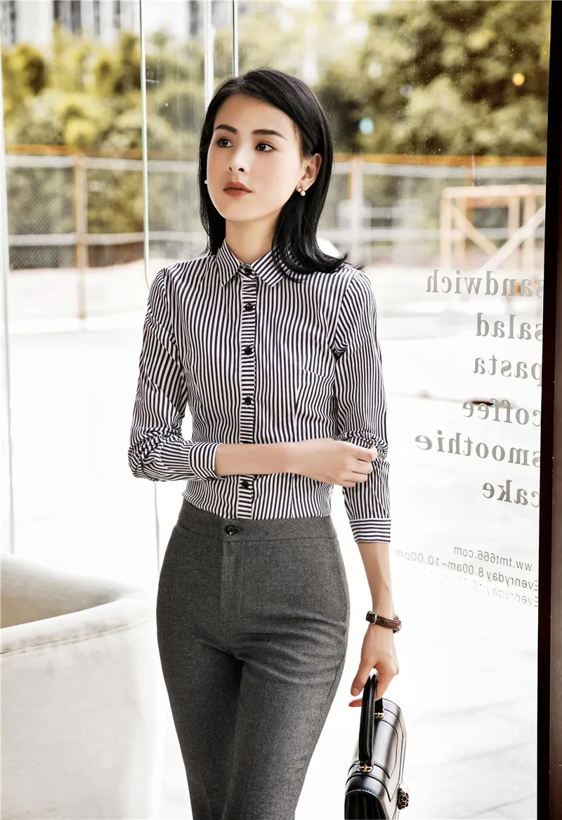 Fashion Striped Ladies Blouses Women Business Suits With Blouses and Pants Sets Female Shirts Uniform Styles Pantsuits OL Styles
Fashion Striped Ladies Blouses Women Business Suits With Blouses and Pants Sets Female Shirts Uniform Styles Pantsuits OL Styles