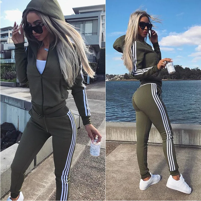 Suits for Women 2021 Spring Fashion Casual Zipper Stripe 2-piece Sweatshirt Joggers Women Sweatsuit Set Hoodies Pant Suits
Suits for Women 2021 Spring Fashion Casual Zipper Stripe 2-piece Sweatshirt Joggers Women Sweatsuit Set Hoodies Pant Suits