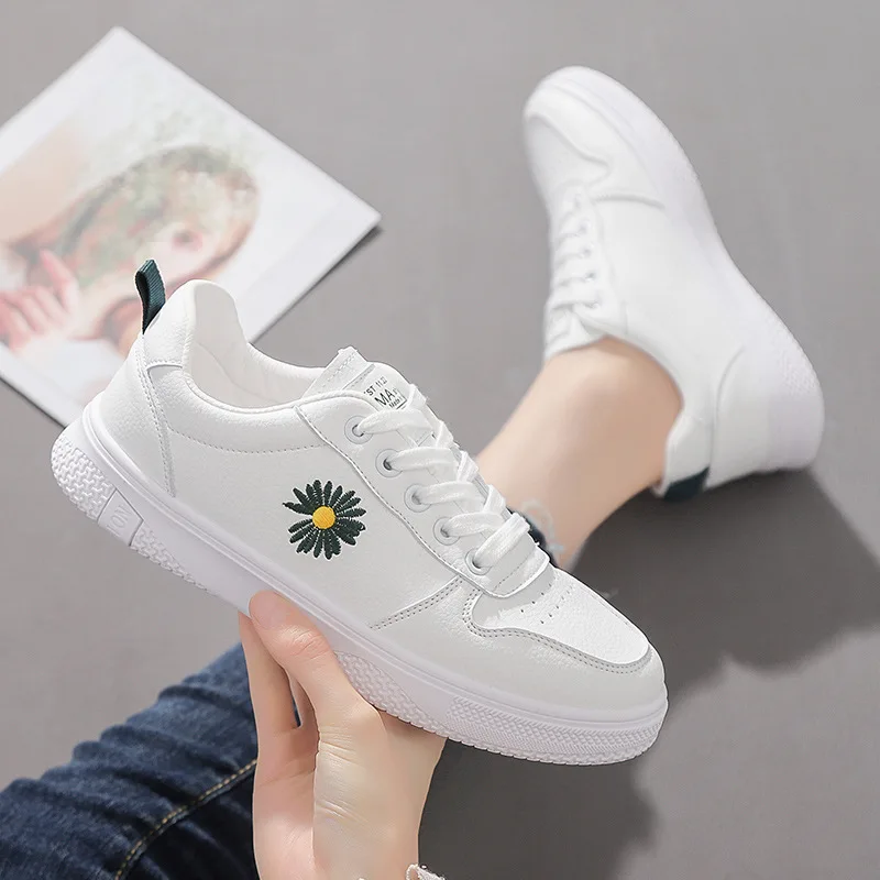 Spring Autumn New Fashion Sneakers Women White Shoes Woman Low-cut Platform Shoes High Quality PU Student Skate Shoes Promotion 
Spring Autumn New Fashion Sneakers Women White Shoes Woman Low-cut Platform Shoes High Quality PU Student Skate Shoes Promotion
