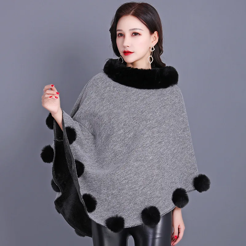 Pullover Capes Women Winter Ponchos with Fur Ball 2021 New Female Winter Cloak Knitted Poncho Capes Women's Coats for Winter
Pullover Capes Women Winter Ponchos with Fur Ball 2021 New Female Winter Cloak Knitted Poncho Capes Women's Coats for Winter