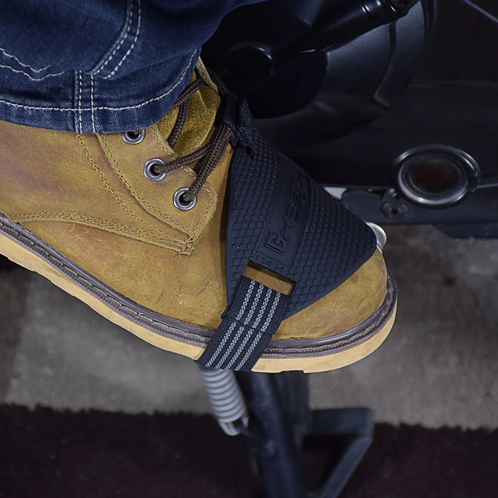 Motorcycle Shoes Protective Motorcycle Gear Shifter Shoe Boots Protector Motorbike Boot Cover Protective Gear Shift Accessories
Motorcycle Shoes Protective Motorcycle Gear Shifter Shoe Boots Protector Motorbike Boot Cover Protective Gear Shift Accessories