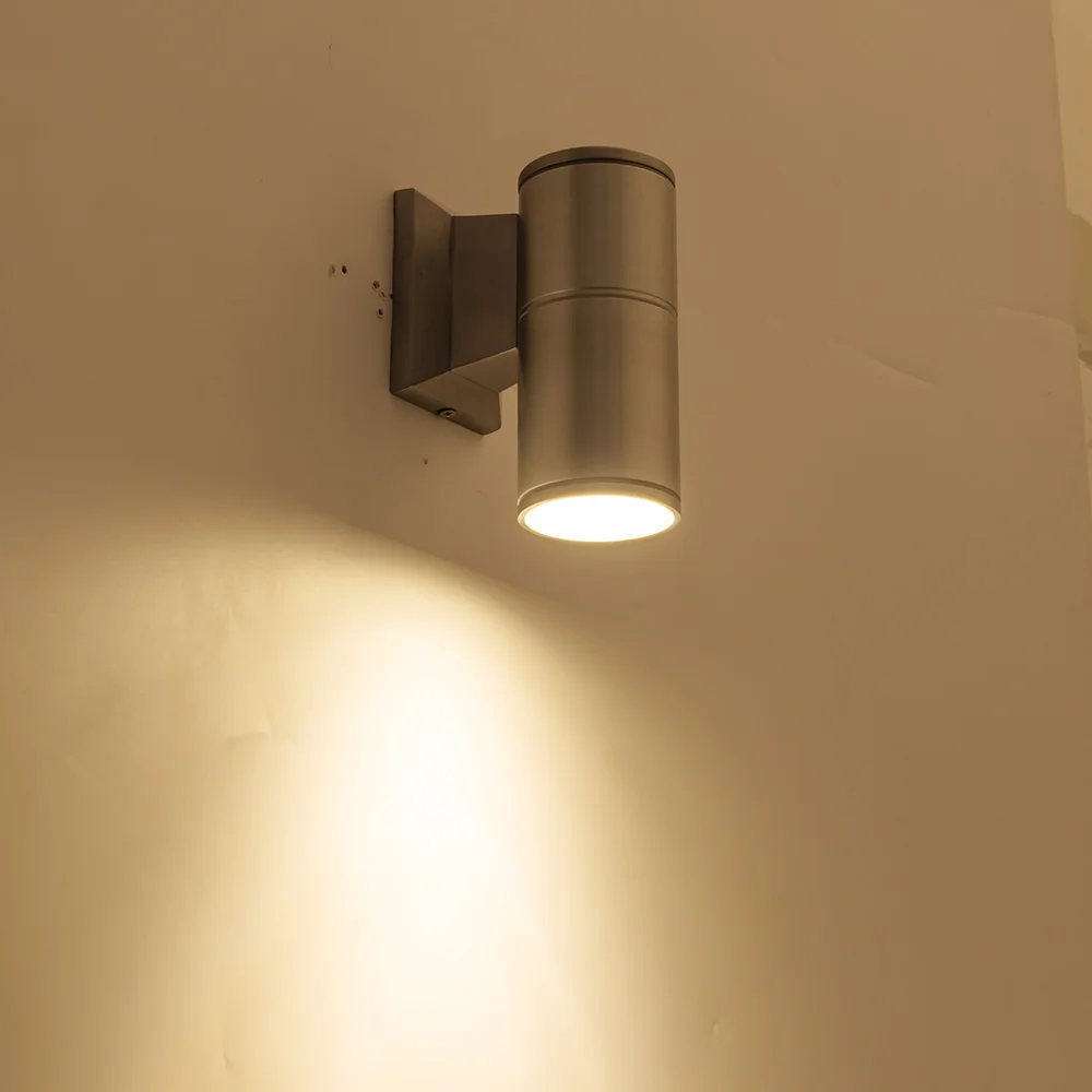 Wateproof IP65garden wall light beautiful effect 5w 10w building lighting sconce silver up down porch lamp
Wateproof IP65garden wall light beautiful effect 5w 10w building lighting sconce silver up down porch lamp