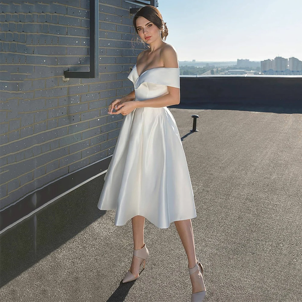 UETEEY Elegant Satin Short Wedding Dress Sexy Off The Shoulder Sweetheart Lace Up Bridal Gowns 2021 Vestido De Noiva
UETEEY Elegant Satin Short Wedding Dress Sexy Off The Shoulder Sweetheart Lace Up Bridal Gowns 2021 Vestido De Noiva