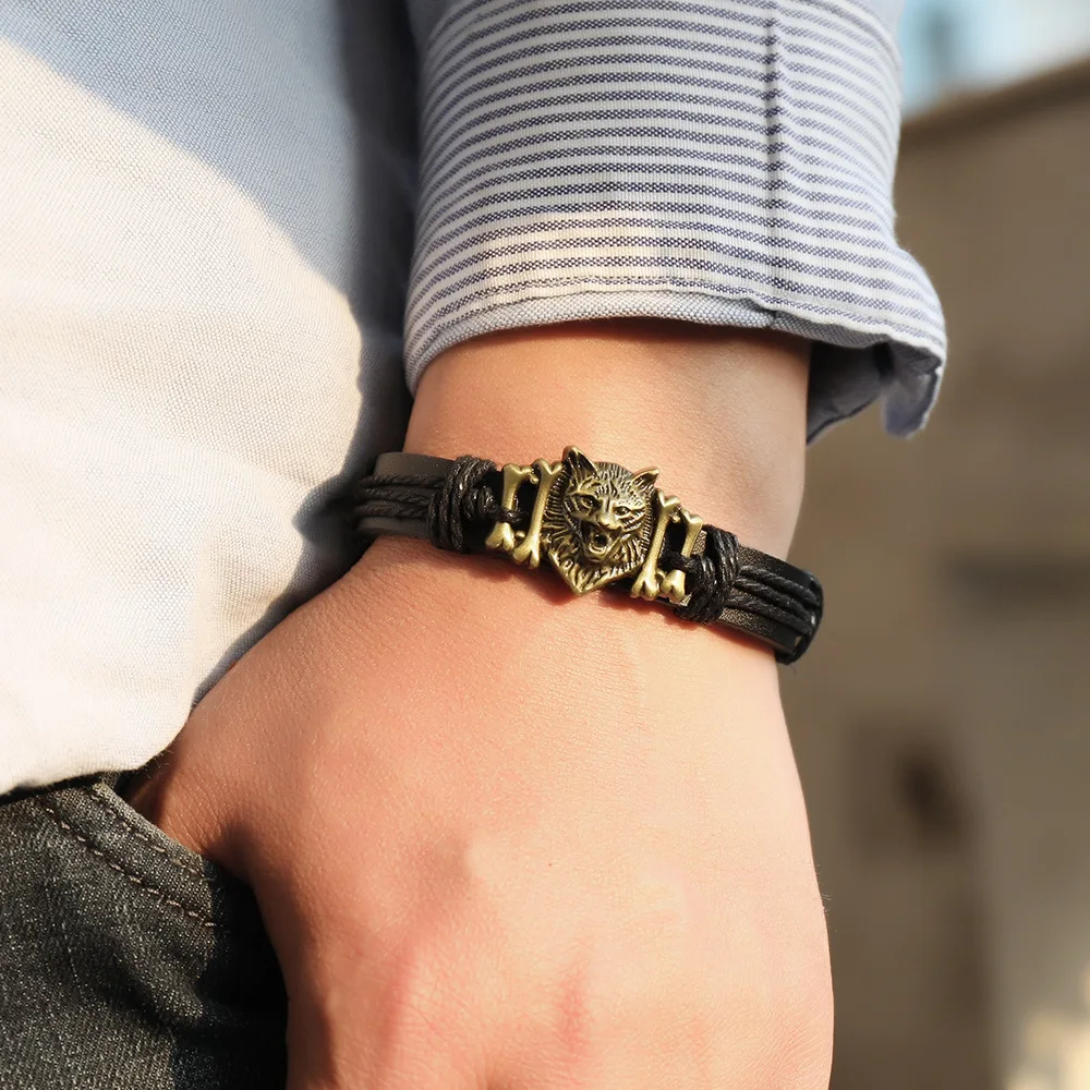 Trendy Genuine Leather Bracelets Men Alloy Vintage braided bracelet Braided Rope Bracelets for Male Female Bracelets Jewelry
Trendy Genuine Leather Bracelets Men Alloy Vintage braided bracelet Braided Rope Bracelets for Male Female Bracelets Jewelry