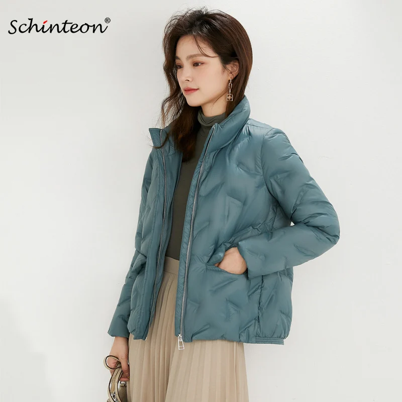 Schinteon Women 90% White Duck Down Short Jacket Autumn Winter Warm Stand Collar Lightweight Outwear Fashion New 2021
Schinteon Women 90% White Duck Down Short Jacket Autumn Winter Warm Stand Collar Lightweight Outwear Fashion New 2021