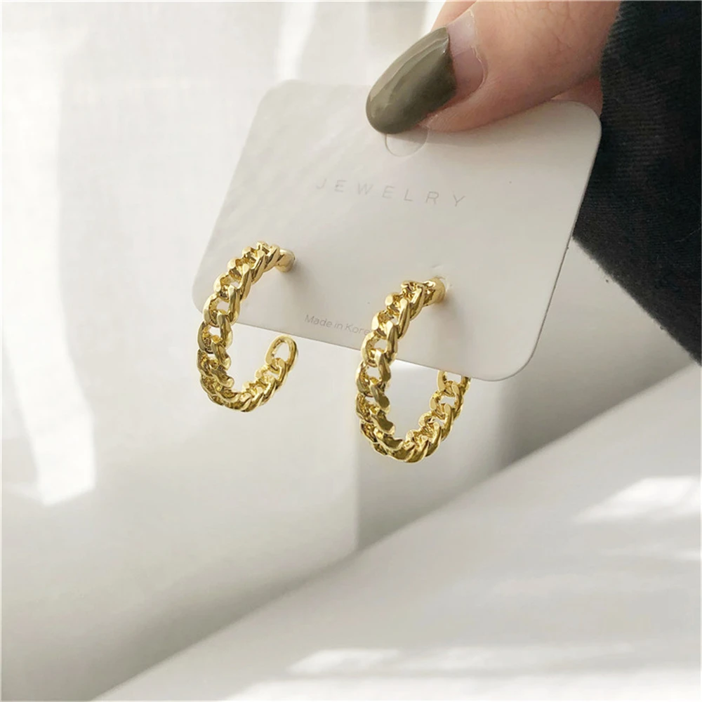 Han Edition Contracted Fashion Chain Earrings Femininity C Shape Ear Ring Jewelry Accessories
Han Edition Contracted Fashion Chain Earrings Femininity C Shape Ear Ring Jewelry Accessories