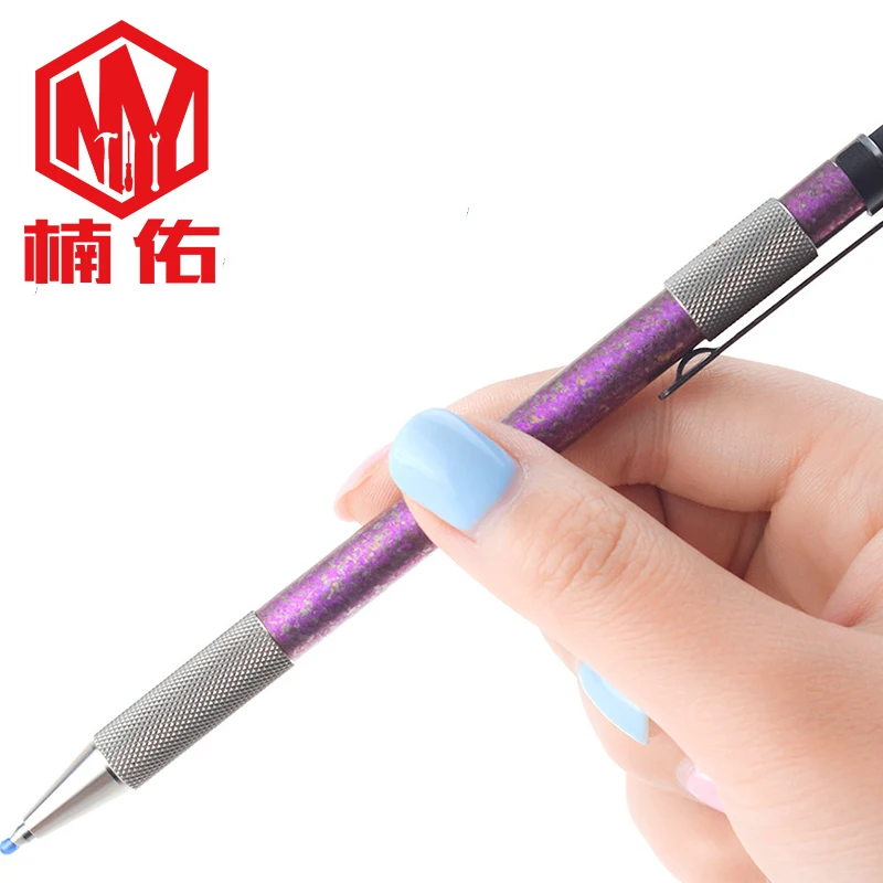 1PC EDC Broken Window Multi-tool Self-defense Metal Pen Titanium Alloy Press Signature Writing Pen Touch Screen Pen Gel Pen
1PC EDC Broken Window Multi-tool Self-defense Metal Pen Titanium Alloy Press Signature Writing Pen Touch Screen Pen Gel Pen