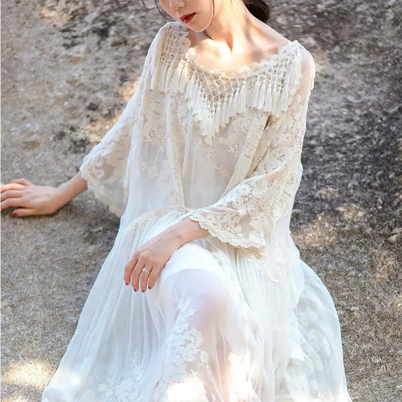 Luxury Embroidered Lace White Boho Beach Summer Dress Fringe Tassel Novelty Loose Long Maxi Dresses for Women 2022 Lined
Luxury Embroidered Lace White Boho Beach Summer Dress Fringe Tassel Novelty Loose Long Maxi Dresses for Women 2022 Lined