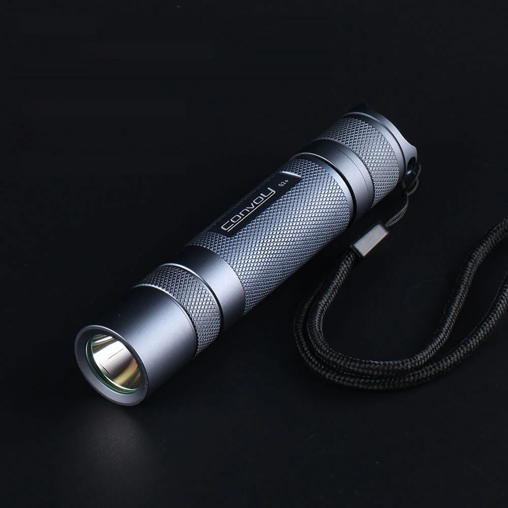 Flashlights Gray Convoy S2+ DTP Copper Plate, Ar-Coated Glass Lens Flashlight 7135 Biscotti Firmware Led Electric Torch Light
Flashlights Gray Convoy S2+ DTP Copper Plate, Ar-Coated Glass Lens Flashlight 7135 Biscotti Firmware Led Electric Torch Light