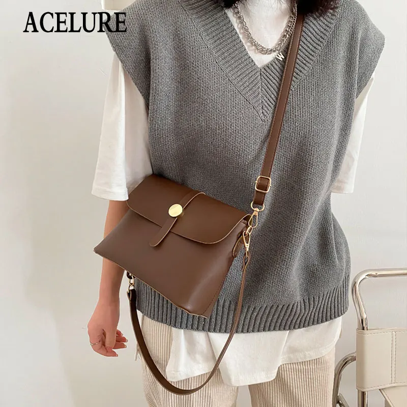 ACELURE Bags for Women 2021 New Solid Color Small Handbag PU Leather Shoulder Bag Chain Lock Messenger Bag Small Square Bag Flap
ACELURE Bags for Women 2021 New Solid Color Small Handbag PU Leather Shoulder Bag Chain Lock Messenger Bag Small Square Bag Flap