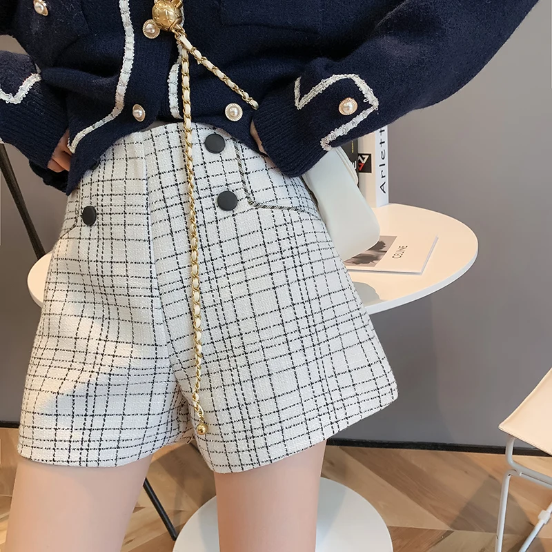 High Waist White Shorts Pockets Plaid Streetwear Black Straight Autumn Wool Shorts Buttons Femme Pantalon Women Clothing DG50S
High Waist White Shorts Pockets Plaid Streetwear Black Straight Autumn Wool Shorts Buttons Femme Pantalon Women Clothing DG50S
