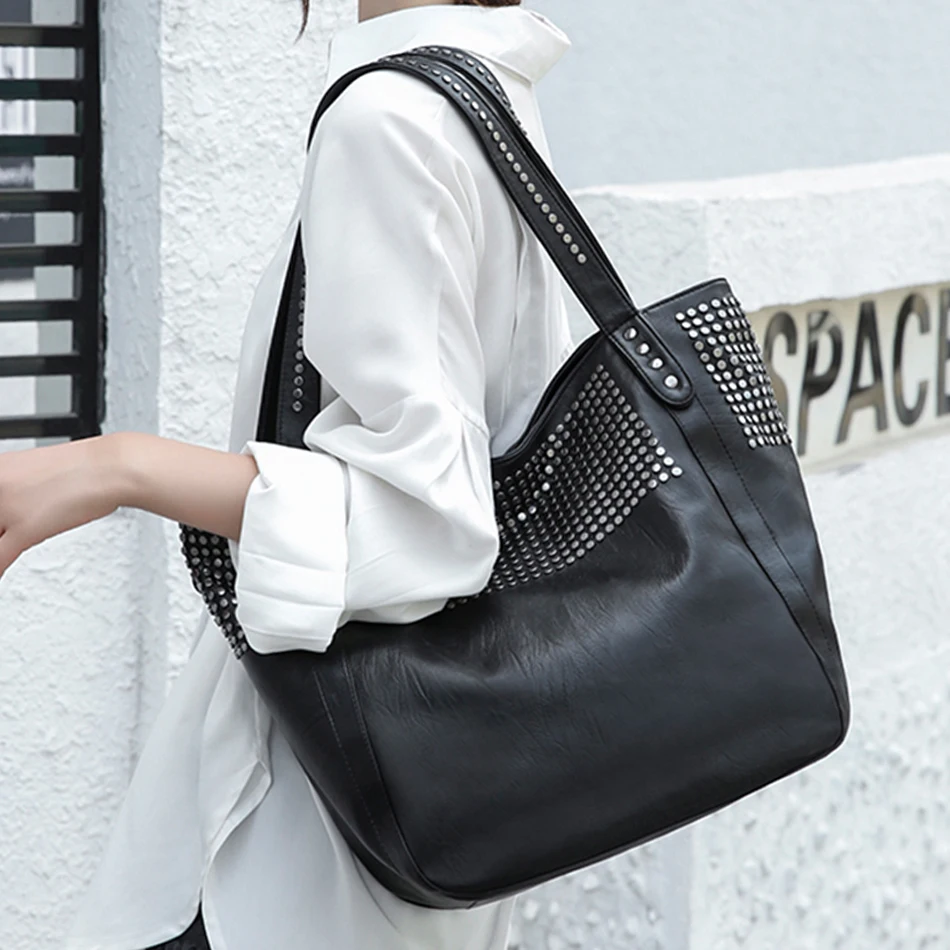 Rivet Women Top-handle Hand Bags Brand Designer Leather Bags for Women 2021 Shoulder Bag Ladies Luxury Large Capacity Handbags
Rivet Women Top-handle Hand Bags Brand Designer Leather Bags for Women 2021 Shoulder Bag Ladies Luxury Large Capacity Handbags