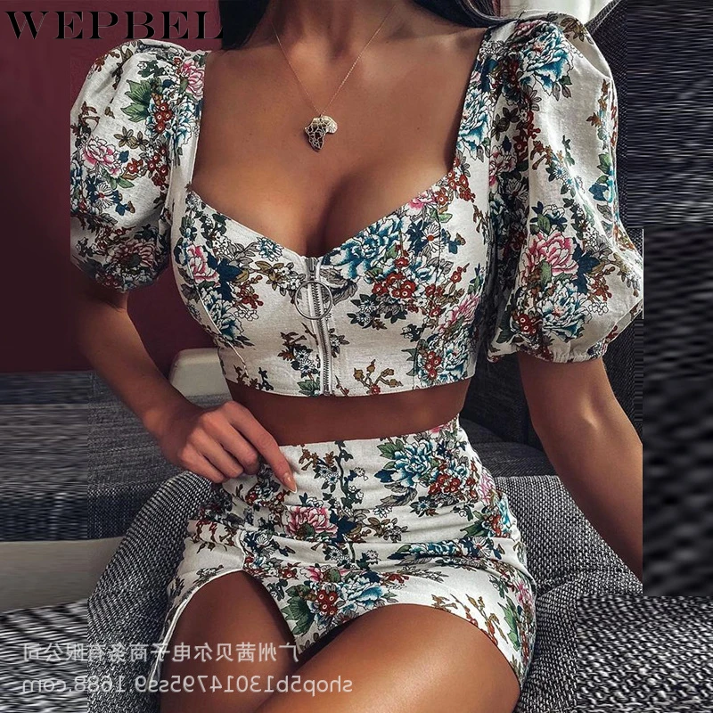 WEPBEL Women's Casual Printed Slim Fit Two-Piece Suit Summer High Waist Straight Shorts + Puff Sleeve Zipper V-neck Top Suit
WEPBEL Women's Casual Printed Slim Fit Two-Piece Suit Summer High Waist Straight Shorts + Puff Sleeve Zipper V-neck Top Suit