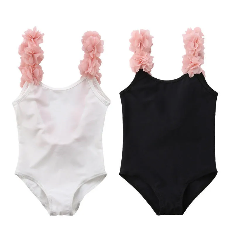 Sweet Girls One Piece Swimsuit Kids Cute Flower Strap Swimwear 2019 Children Summer Beach Playing Outfit Backless Bathing Suit
Sweet Girls One Piece Swimsuit Kids Cute Flower Strap Swimwear 2019 Children Summer Beach Playing Outfit Backless Bathing Suit