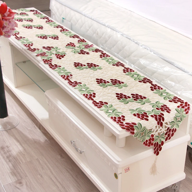 Modern Decorate Table Runner For Wedding Exquisite Embroidered Sideboard Table Flag Household Oil-proof Anti-fouling Table Flag
Modern Decorate Table Runner For Wedding Exquisite Embroidered Sideboard Table Flag Household Oil-proof Anti-fouling Table Flag