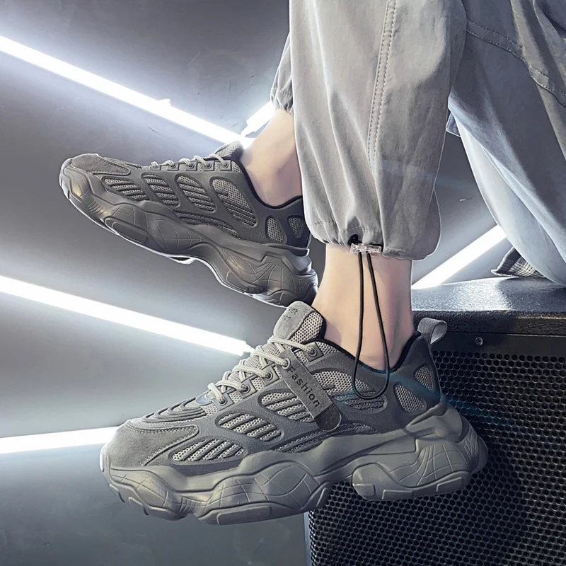 Korean style trendy sports shoes Hard-Wearing Sneakers Male Casual Walking Shoes Lightweight Customize Design Jogging Shoes
Korean style trendy sports shoes Hard-Wearing Sneakers Male Casual Walking Shoes Lightweight Customize Design Jogging Shoes