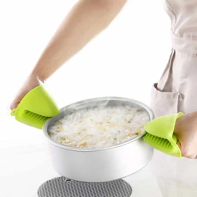 Silicone heat-resistant gloves kitchen insulation gloves microwave oven anti-scalding gloves kitchen silicone pot clamp
Silicone heat-resistant gloves kitchen insulation gloves microwave oven anti-scalding gloves kitchen silicone pot clamp