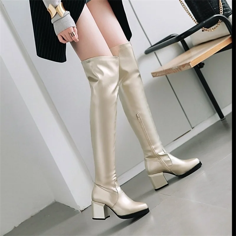 Fall winter 2021 new flat bottom over knee boots women's elastic boots versatile zipper Knight boots 40-48
Fall winter 2021 new flat bottom over knee boots women's elastic boots versatile zipper Knight boots 40-48