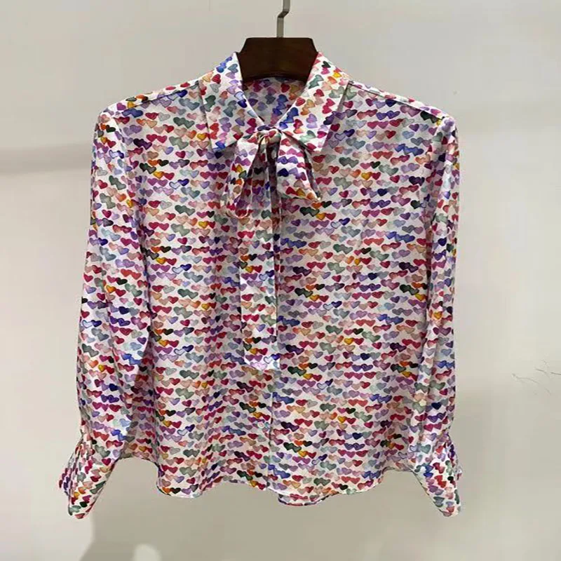 Fashion Runway Summer Women Elegant Silk Blouse Print Long Sleeve Single-breasted Female Vintage Shirt
Fashion Runway Summer Women Elegant Silk Blouse Print Long Sleeve Single-breasted Female Vintage Shirt