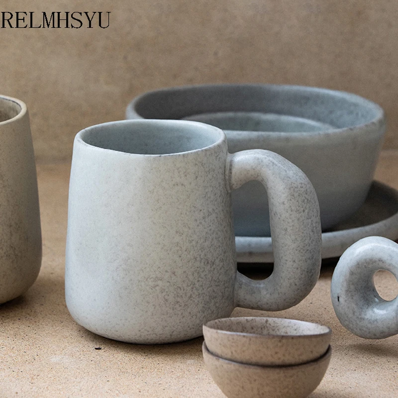 1PC RELMHSYU Nordic Style Ceramic Grey Large Capacity Retro Coffee Water Cup Personalized Mug Drinkware 
1PC RELMHSYU Nordic Style Ceramic Grey Large Capacity Retro Coffee Water Cup Personalized Mug Drinkware