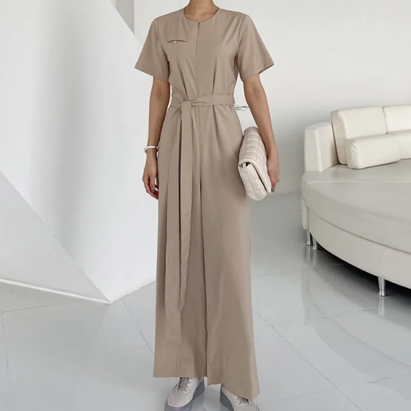 Korean Summer Temperament Elegant Jumpsuit Back Waistless Lace Up Short Sleeve One Piece Wide Leg Trousers Women Romper Outfit
Korean Summer Temperament Elegant Jumpsuit Back Waistless Lace Up Short Sleeve One Piece Wide Leg Trousers Women Romper Outfit
