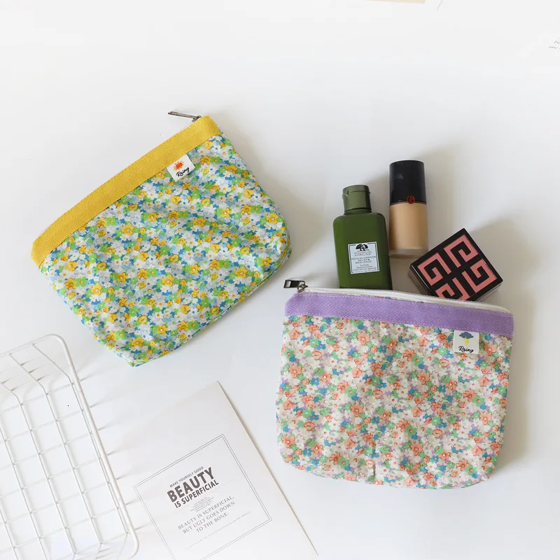 Floral Makeup Bag Portable Cosmetic Storage Bag Cotton Fabric Travel Toiletry Bags Necesserie Organizer Vintage Beauty Pouch 
Floral Makeup Bag Portable Cosmetic Storage Bag Cotton Fabric Travel Toiletry Bags Necesserie Organizer Vintage Beauty Pouch