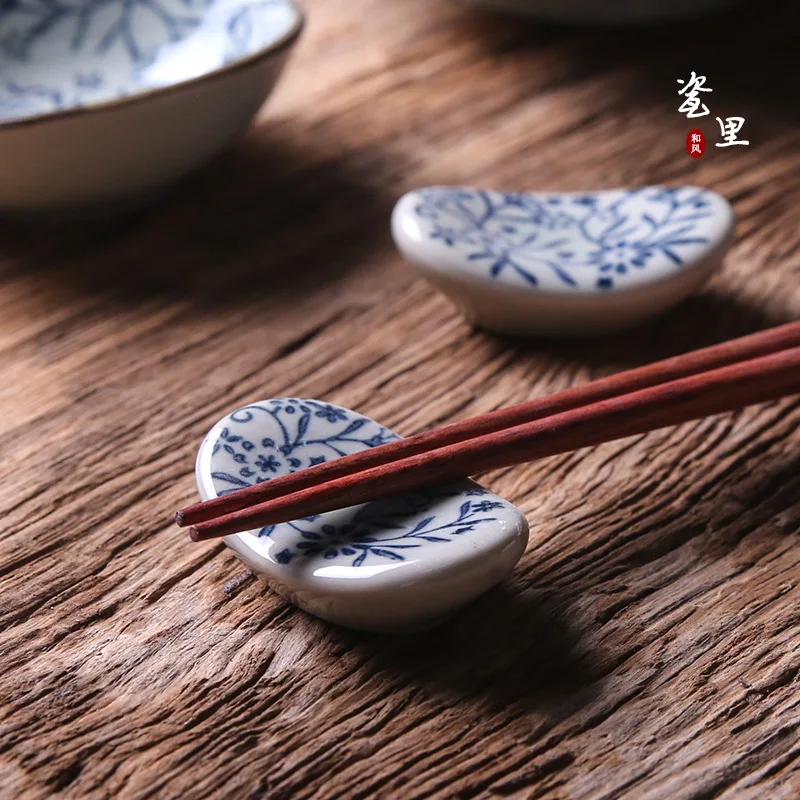 ceramic Japanese style chopsticks holder etagere kitchen accessories organizer Free shipping
ceramic Japanese style chopsticks holder etagere kitchen accessories organizer Free shipping