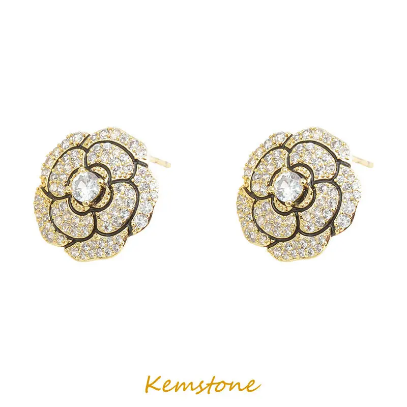 Kemstone Trang Sức Đá Zirconia Lập Phương Hình Hoa Màu Vàng Bạc 925 Khuyên Tai Dạng Hạt Nguyên Bản
Kemstone Trang Sức Đá Zirconia Lập Phương Hình Hoa Màu Vàng Bạc 925 Khuyên Tai Dạng Hạt Nguyên Bản