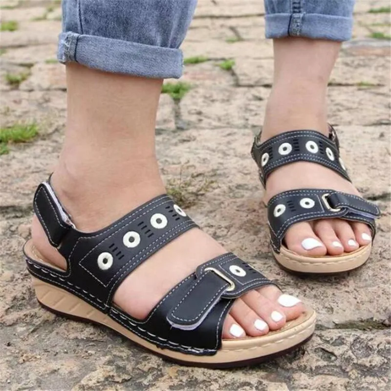 Women's slippers large size summer new style flat platform sandals womens beach shoes fashion casual women's shoes slides
Women's slippers large size summer new style flat platform sandals womens beach shoes fashion casual women's shoes slides