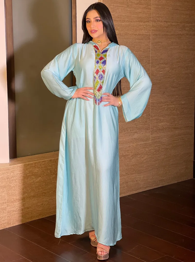 Muslim Style Womn Graceful Ankle-length Dress 2021 Autumn New Arrivals Hooded Full Sleeve Embroidery Loose Arabic Robe
Muslim Style Womn Graceful Ankle-length Dress 2021 Autumn New Arrivals Hooded Full Sleeve Embroidery Loose Arabic Robe