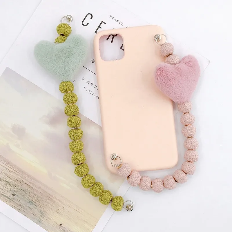 Winter Limited Plush Love Hand Chain DIY Women Cute Phone Case Jewelry Accessories Yarn Ball Hand Chain Mobile Phone Accessories 
Winter Limited Plush Love Hand Chain DIY Women Cute Phone Case Jewelry Accessories Yarn Ball Hand Chain Mobile Phone Accessories