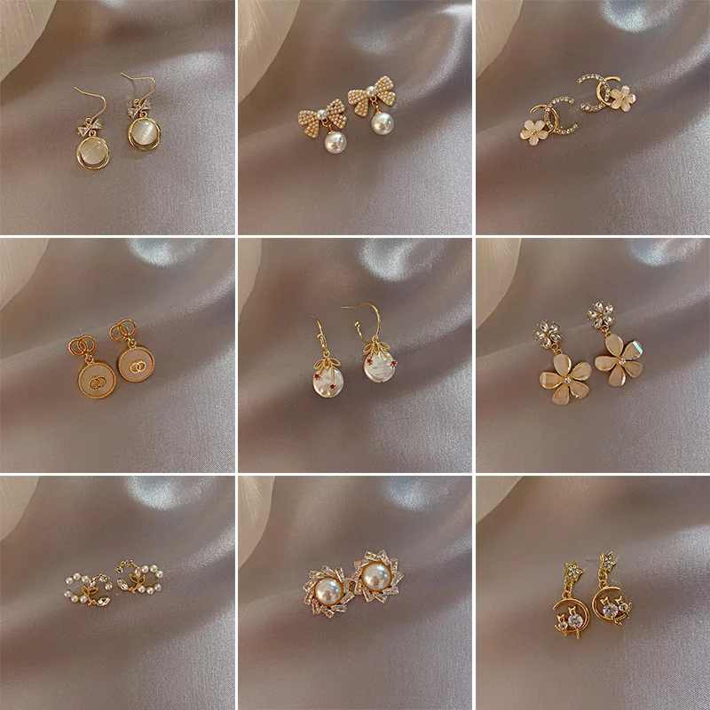 Minimalist Stud Earrings for Women Imitation Pearl Rhinestone Crystal Zircon Snowflake Flower Ear Piercing Jewelry
Minimalist Stud Earrings for Women Imitation Pearl Rhinestone Crystal Zircon Snowflake Flower Ear Piercing Jewelry