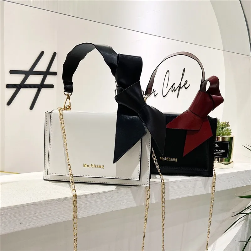 Bags for Women Fashion PU Wild Messenger Bag Casual Magnetic Snap One-shoulder Chain Handbag Sac a Main Flip Charm Square Bags
Bags for Women Fashion PU Wild Messenger Bag Casual Magnetic Snap One-shoulder Chain Handbag Sac a Main Flip Charm Square Bags
