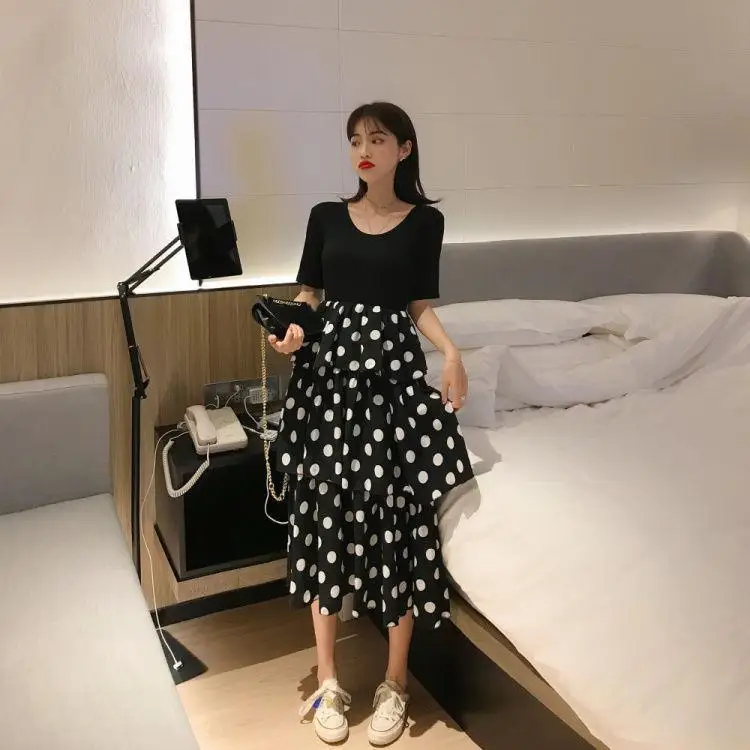 New mid long Korean fairy dress in summer of 2019
New mid long Korean fairy dress in summer of 2019