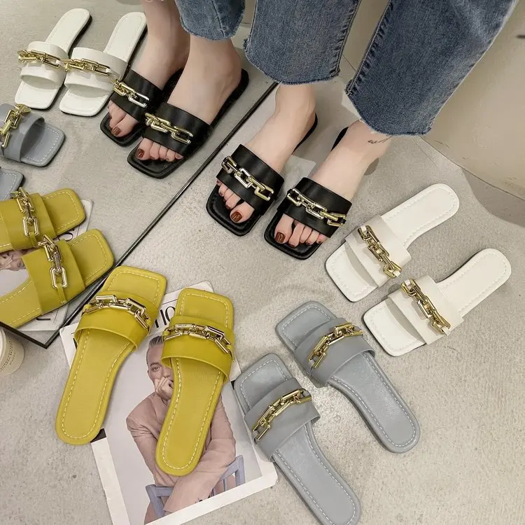 Women Fashion Sandals Chain Decoration Casual Flat Beach Shoes Summer Female Shoes Slip on Slides Solid Color Outdoor Woman 2021
Women Fashion Sandals Chain Decoration Casual Flat Beach Shoes Summer Female Shoes Slip on Slides Solid Color Outdoor Woman 2021